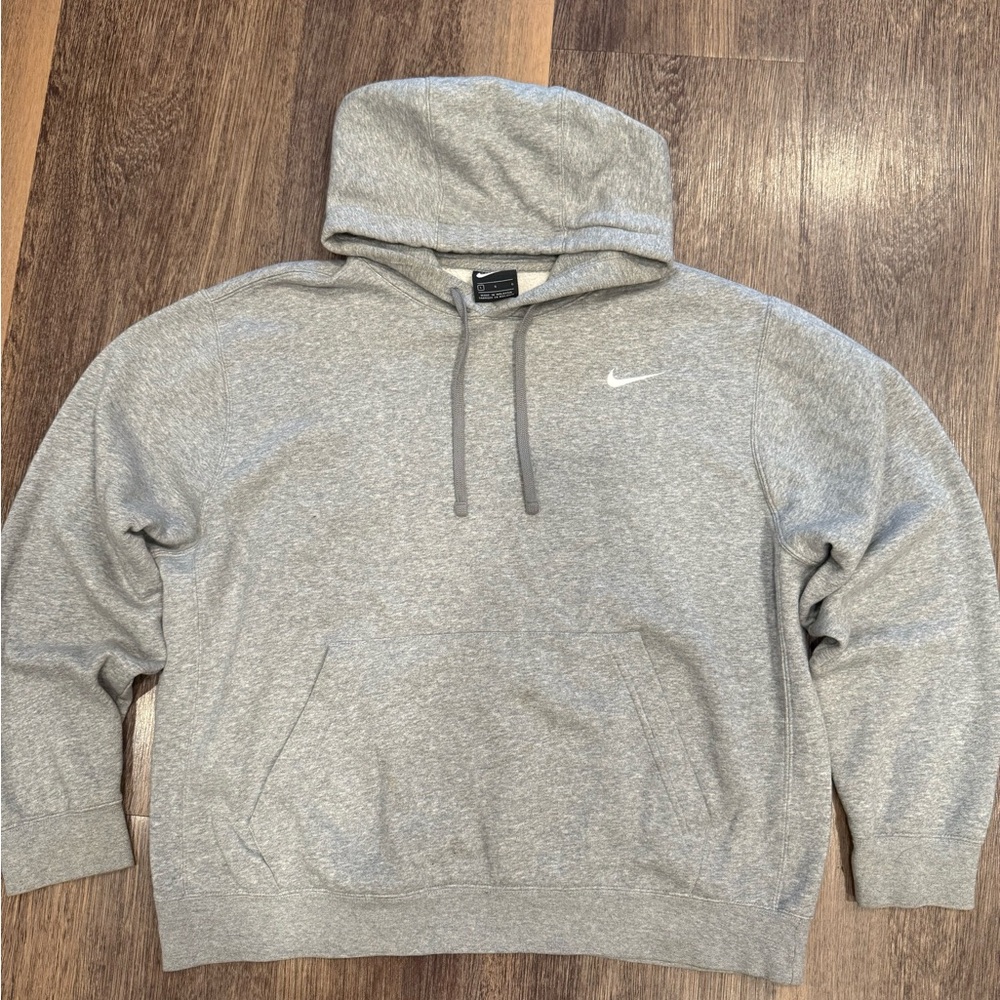 Nike Grey Pullover Hoodie (Size L) – Small Stain